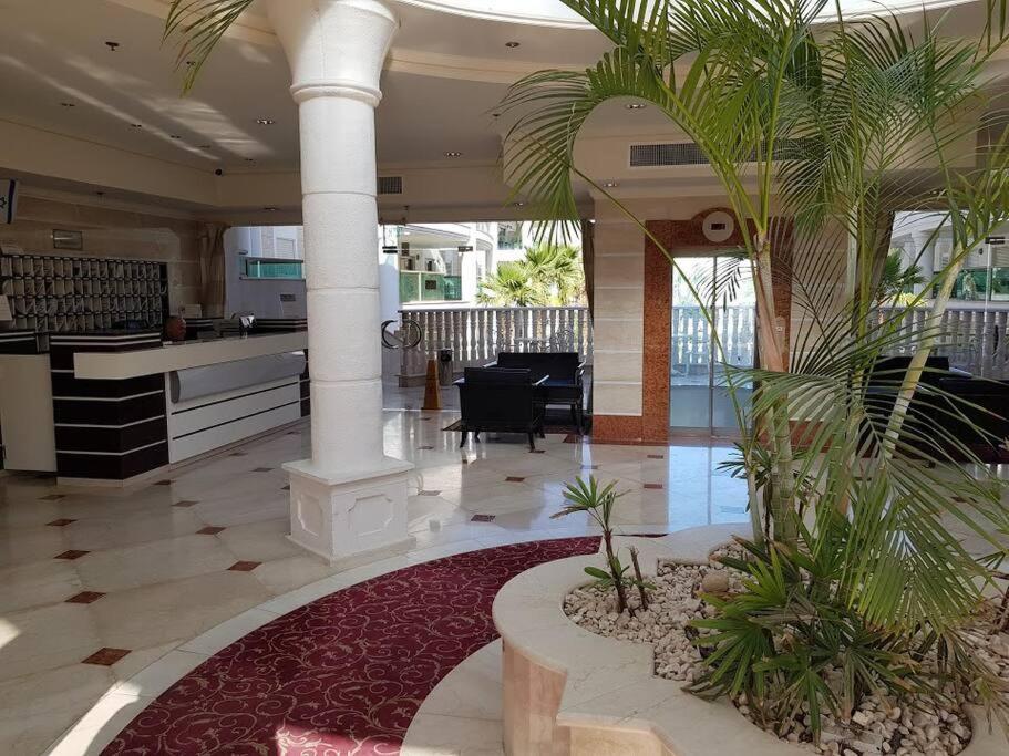 La-Palmore Luxury Apart-Residense Resort With Pool First Line Sea Side Eilat Kültér fotó